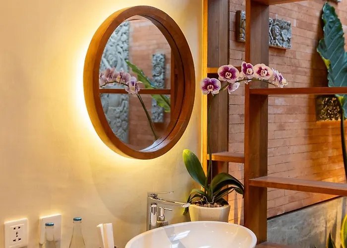 ヴィラ Manik Galih Private Pool